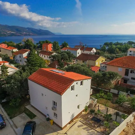 Ferienwohnung Fuer 4 Personen Ca 65 Qm In Orebic, Dalmatien Sueddalmatien