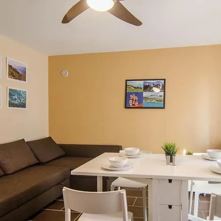 Ferienwohnung Fuer 4 Personen Ca 65 Qm In Orebic, Dalmatien Sueddalmatien Apartman Orebic