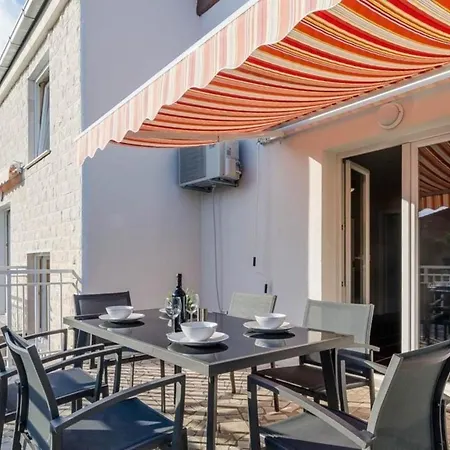 Ferienwohnung Fuer 4 Personen Ca 65 Qm In Orebic, Dalmatien Sueddalmatien *